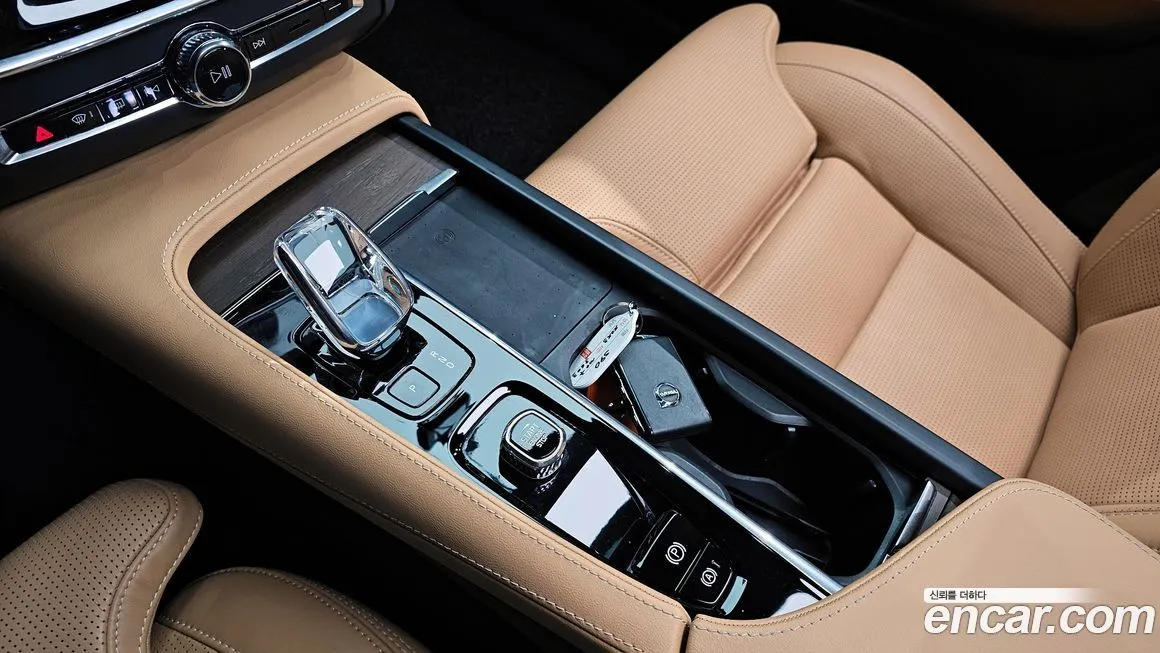 Volvo S90 — фото 9
