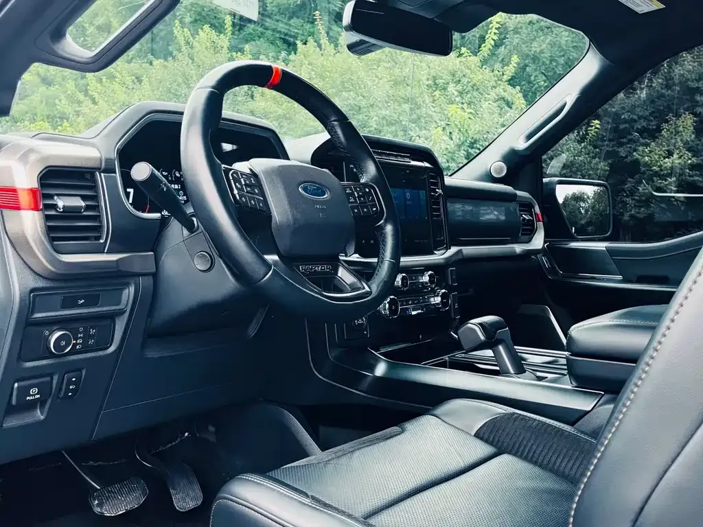 Ford F-150 Raptor — фото 6