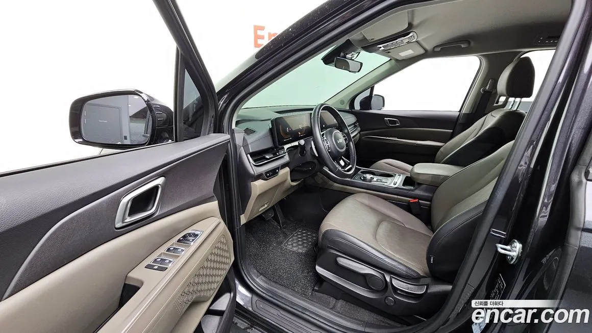 Kia Carnival — фото 10