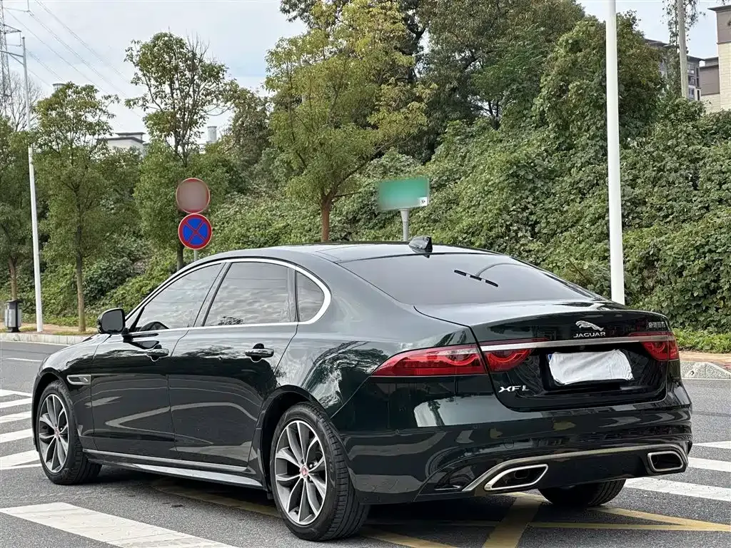 Jaguar XFL 2023 из CN, фото 9