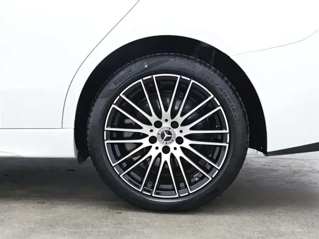 Mercedes-Benz C-Class 2023 из CN, фото 9
