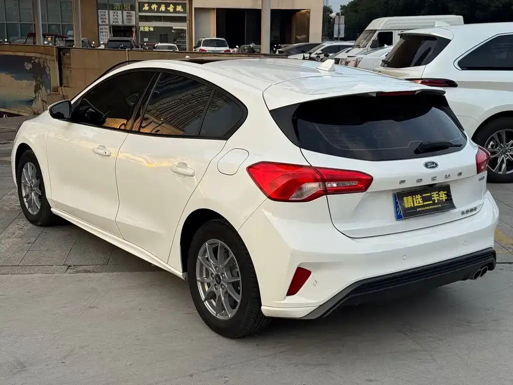 Ford Focus 2021 из CN, фото 4