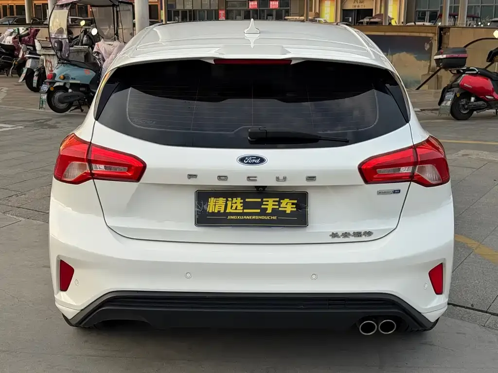 Ford Focus 2021 из CN, фото 5