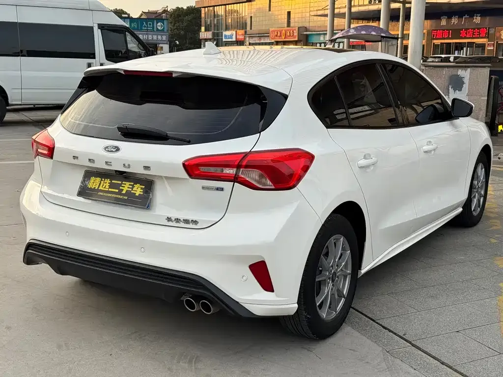 Ford Focus 2021 из CN, фото 6