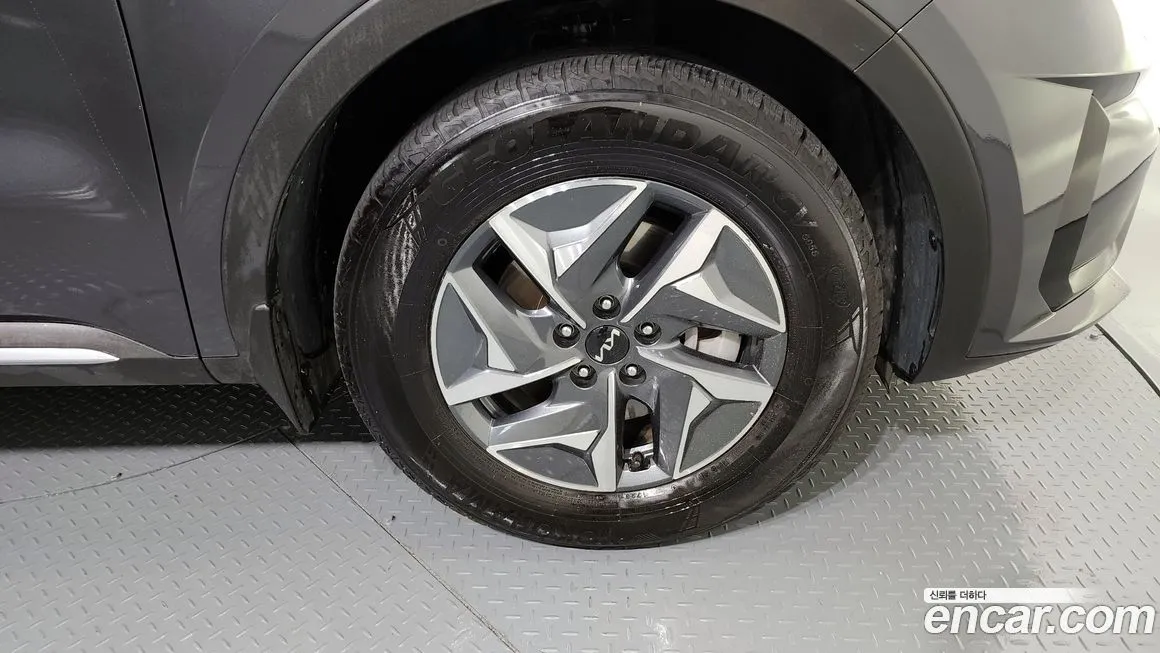 Kia Sorento — фото 5