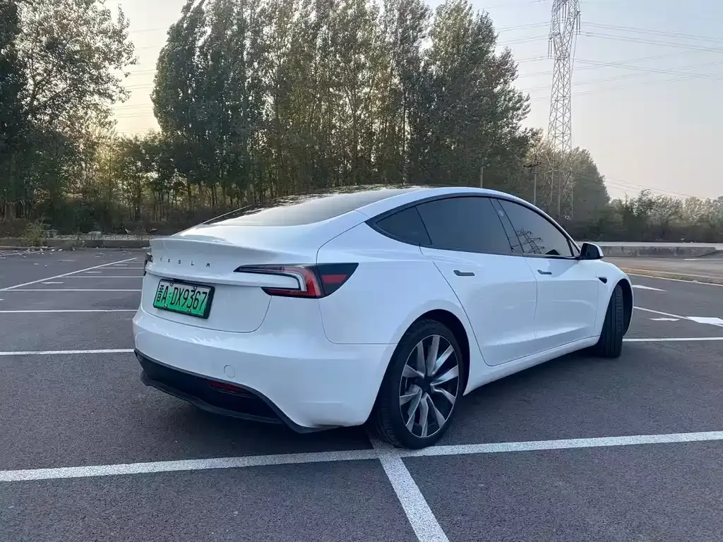 Tesla Model 3 2024 из CN, фото 10