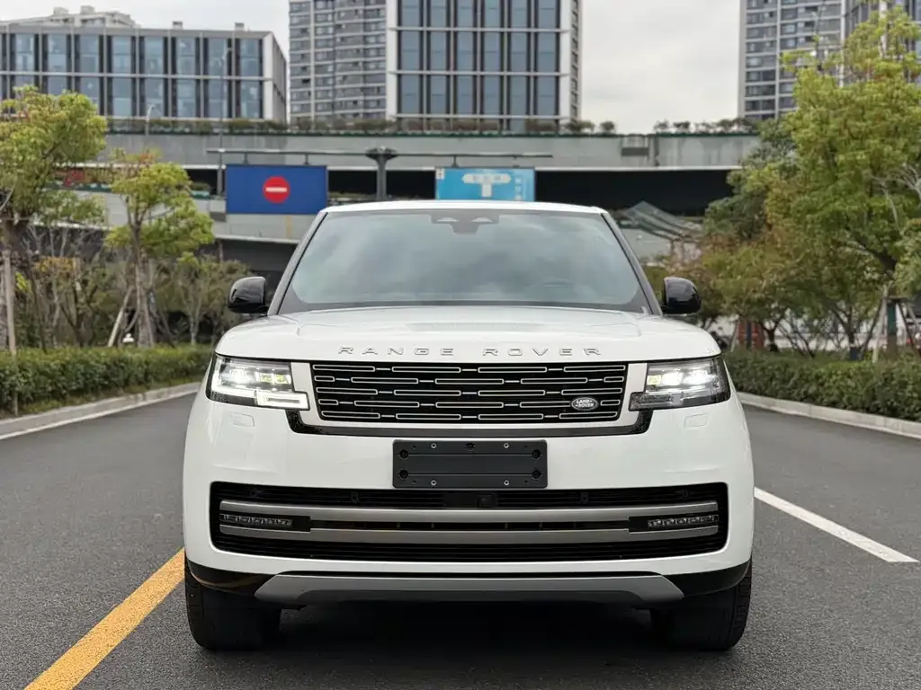 Land Rover Range Rover 2024 из CN, фото 2