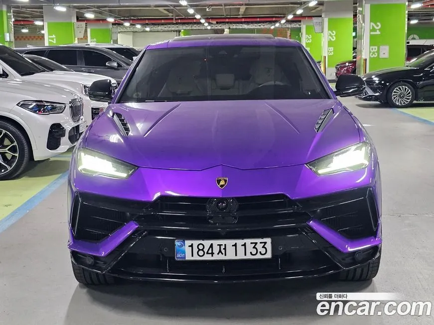 Lamborghini Urus — фото 1