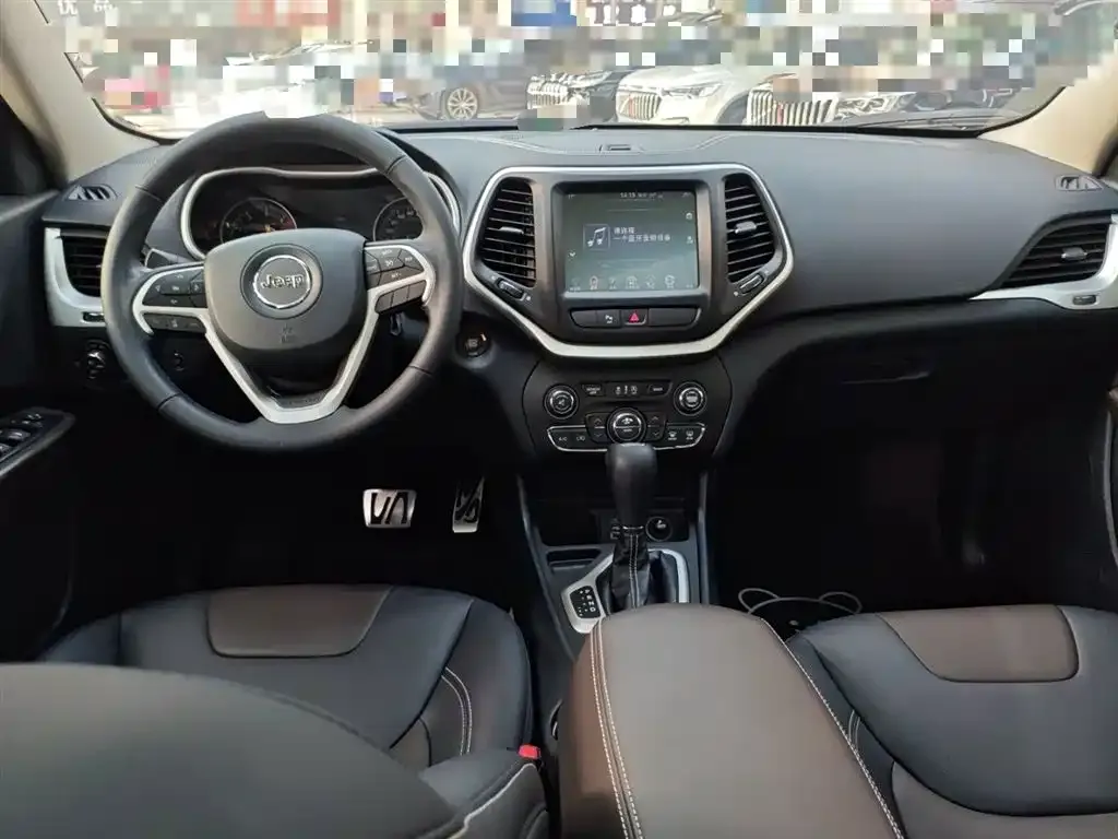 Jeep Cherokee 2021 из CN, фото 10