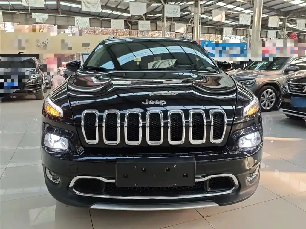 Jeep Cherokee 2021 из CN, фото 3
