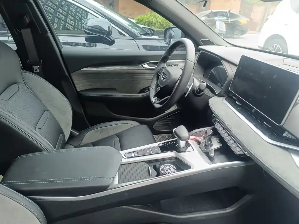 Geely Xingrui 2022 из CN, фото 10