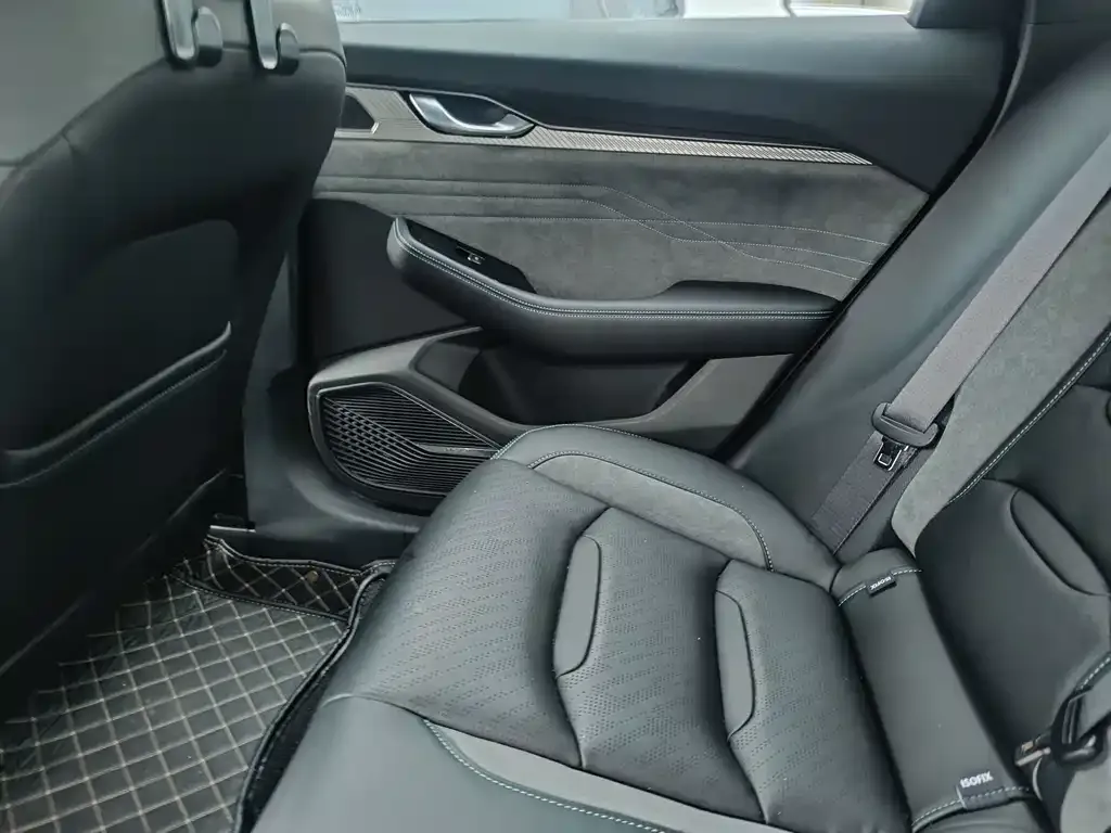 Geely Xingrui 2022 из CN, фото 4