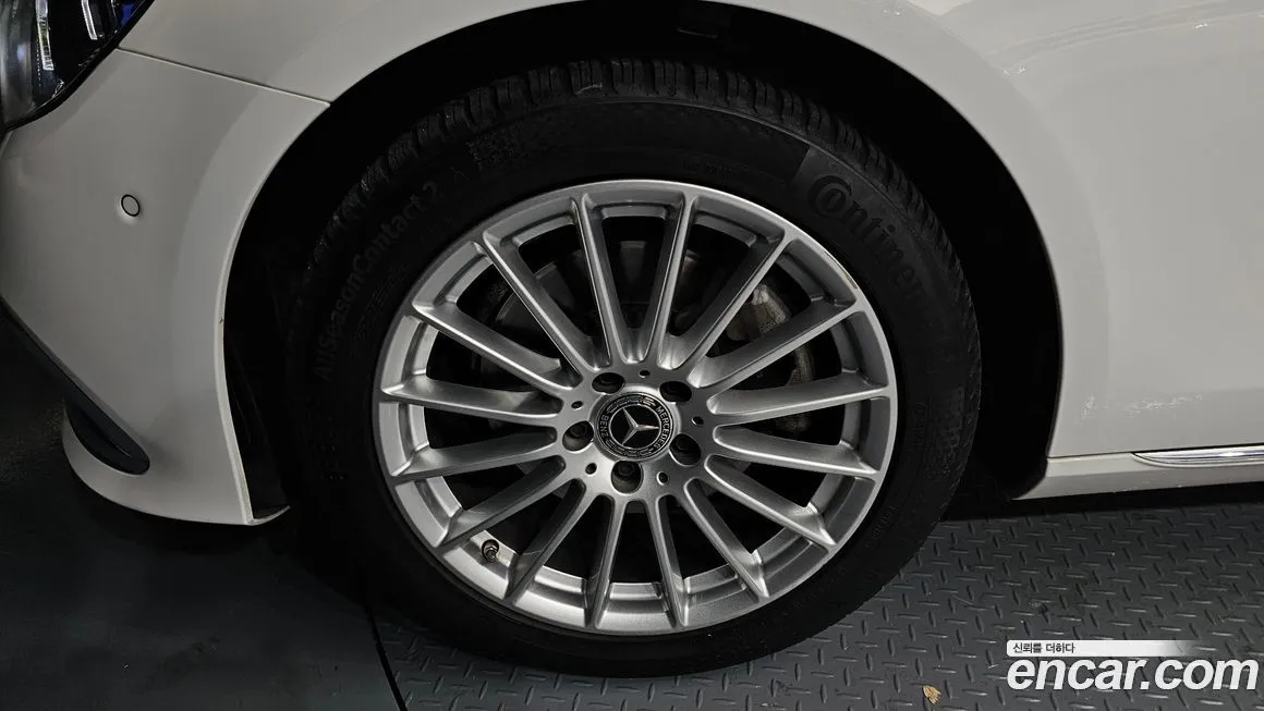 Mercedes-Benz E-Class 2021 из KR, фото 5