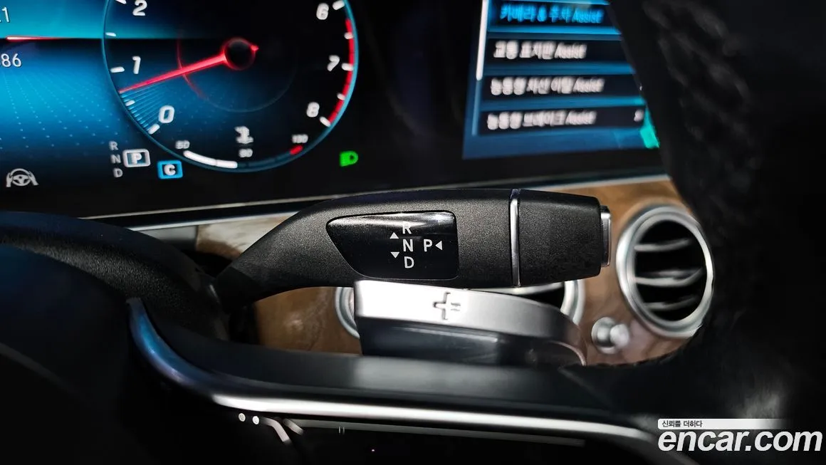 Mercedes-Benz E-Class 2021 из KR, фото 9