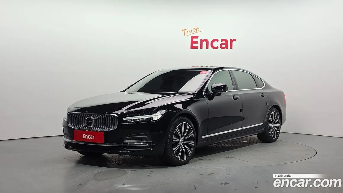 Volvo S90 — фото 1