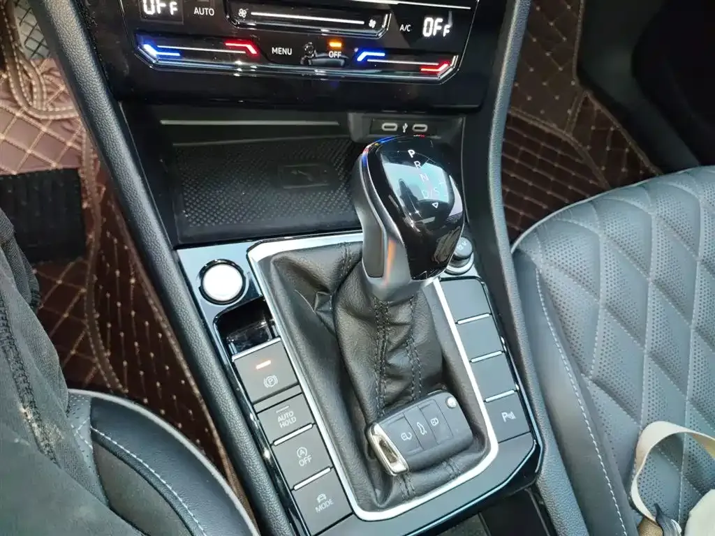 Volkswagen Sagitar 2023 из CN, фото 7