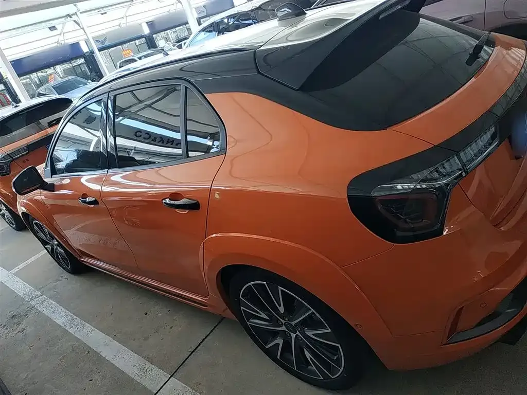 Lynk & Co 02 Hatchback 2022 из CN, фото 5