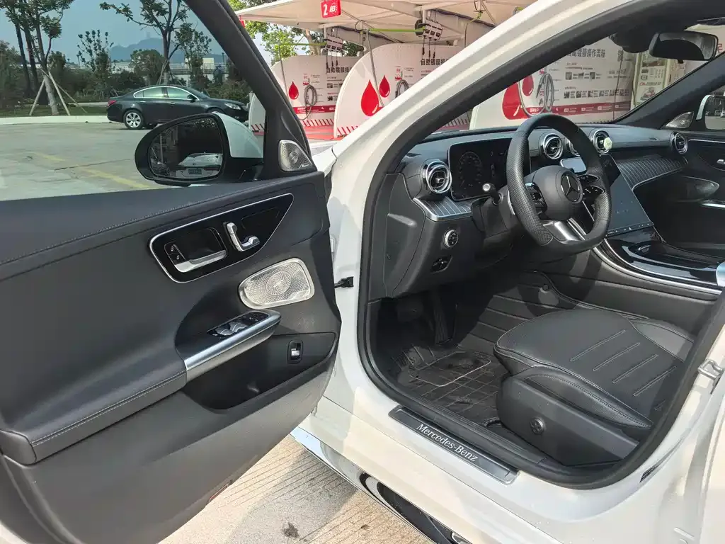 Mercedes-Benz C-Class 2024 из CN, фото 9