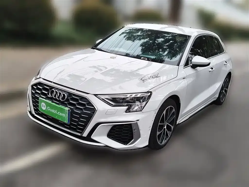 Audi A3 2022 из CN, фото 2