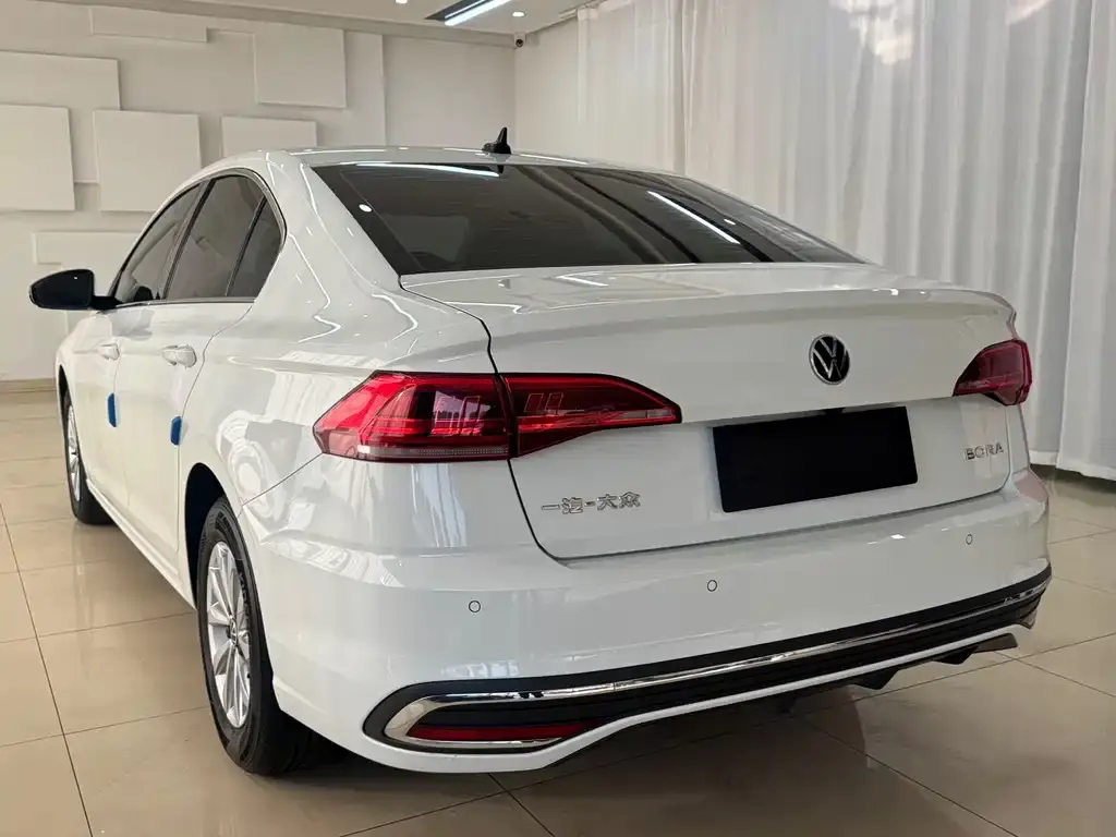 Volkswagen Bora 2023 из CN, фото 4