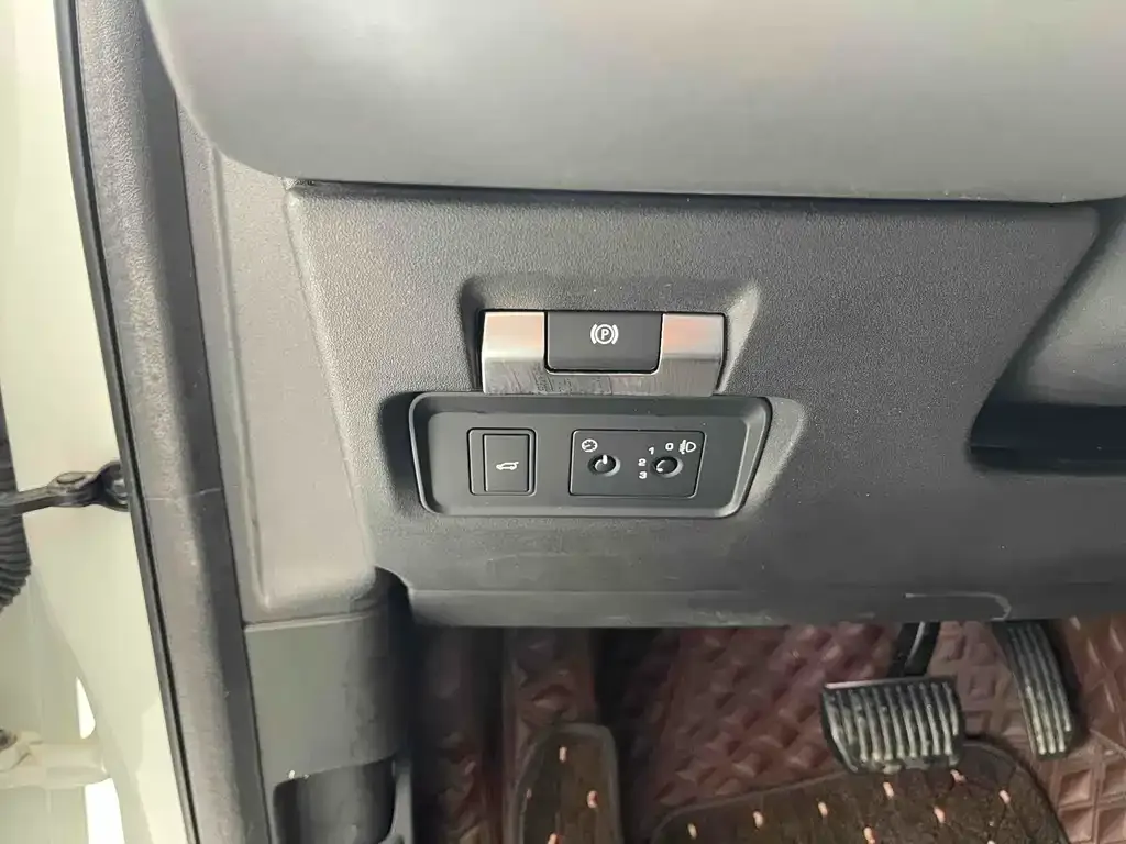Land Rover Discovery Sport 2021 из CN, фото 6