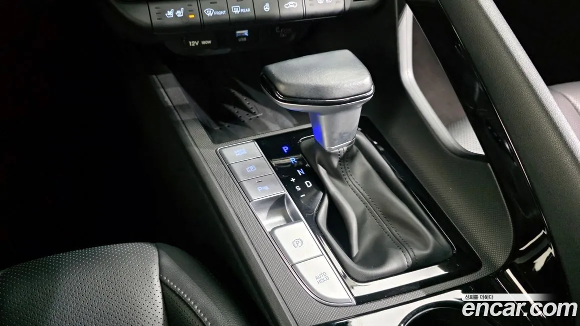 Hyundai AVANTE — фото 9