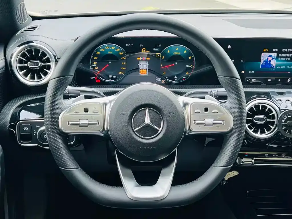Mercedes-Benz A-Class 2021 из CN, фото 8