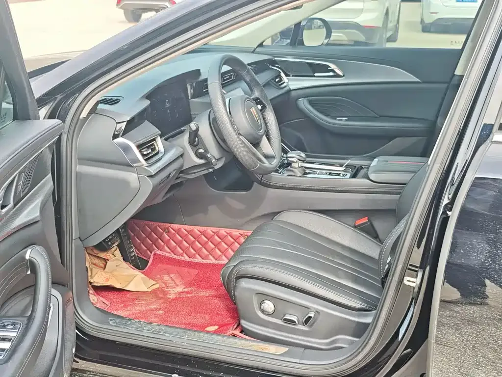 Hongqi H5 — фото 8