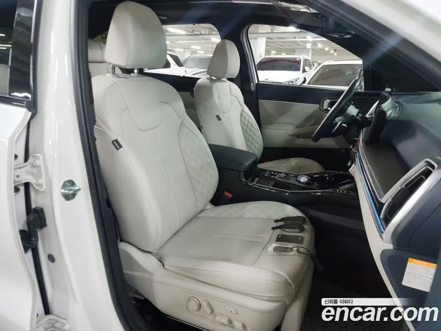 Kia Sorento — фото 10