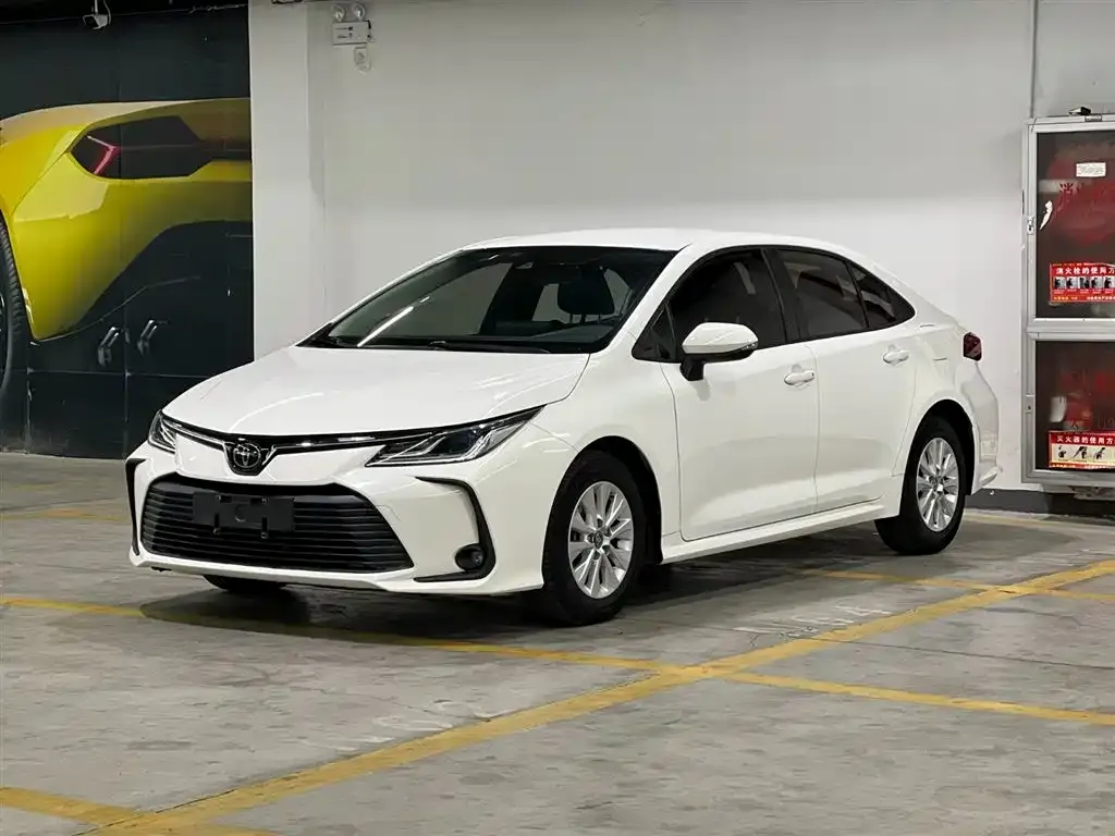 Toyota Corolla 2021 из CN, фото 1