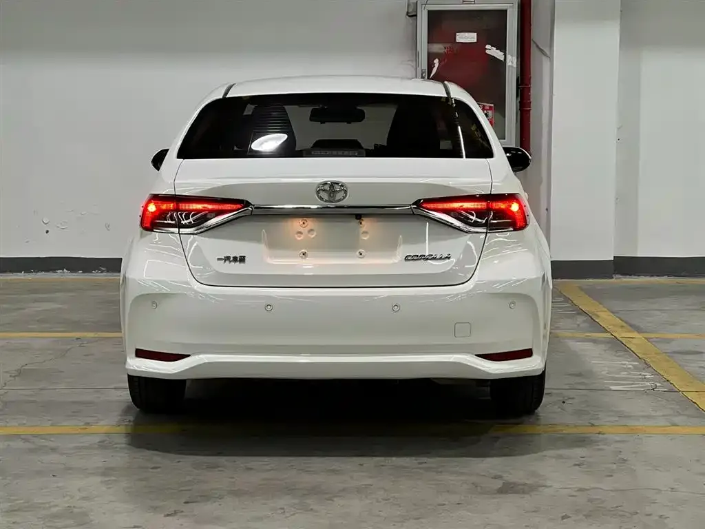 Toyota Corolla 2021 из CN, фото 6