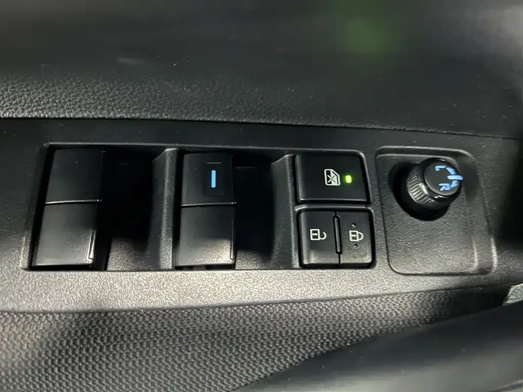 Toyota Corolla 2021 из CN, фото 9