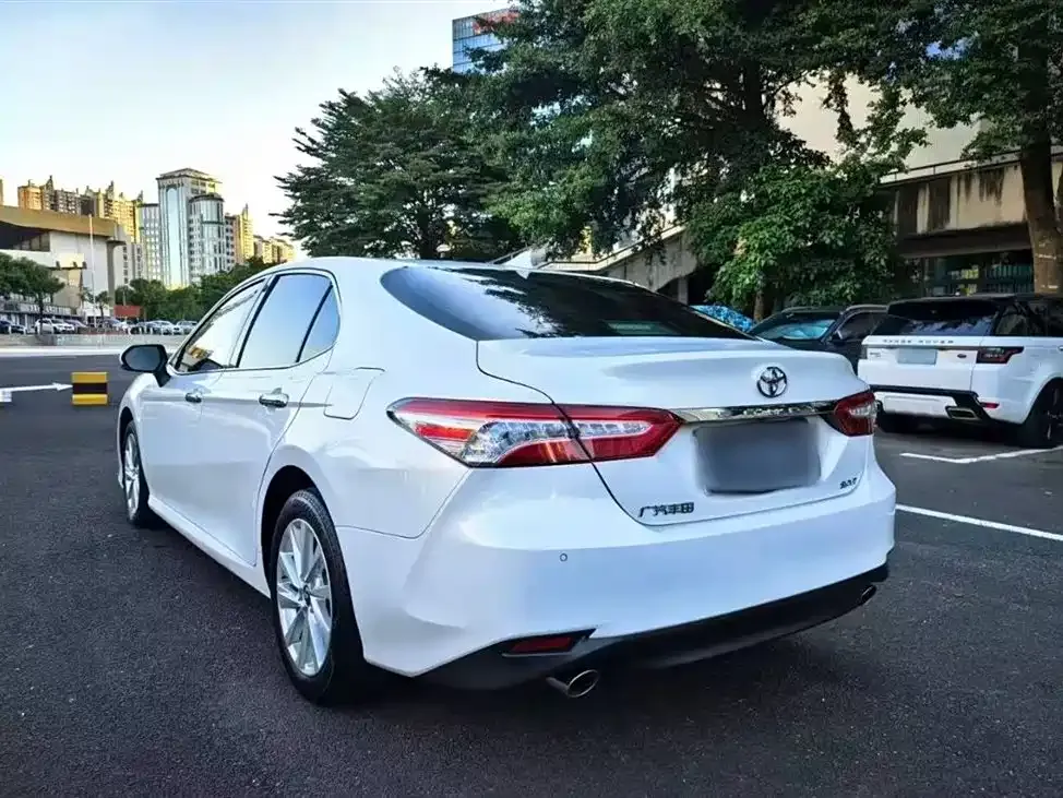 Toyota Camry 2022 из CN, фото 10