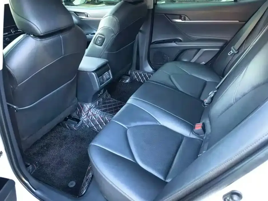 Toyota Camry 2022 из CN, фото 2