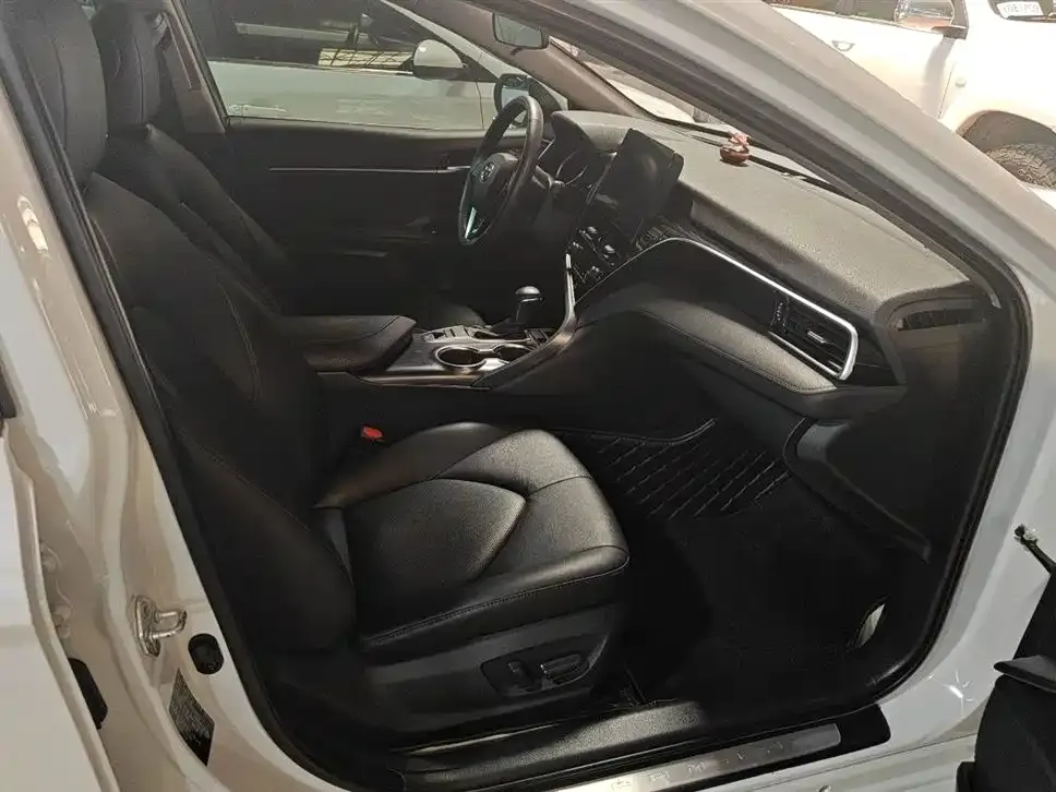 Toyota Camry 2022 из CN, фото 5