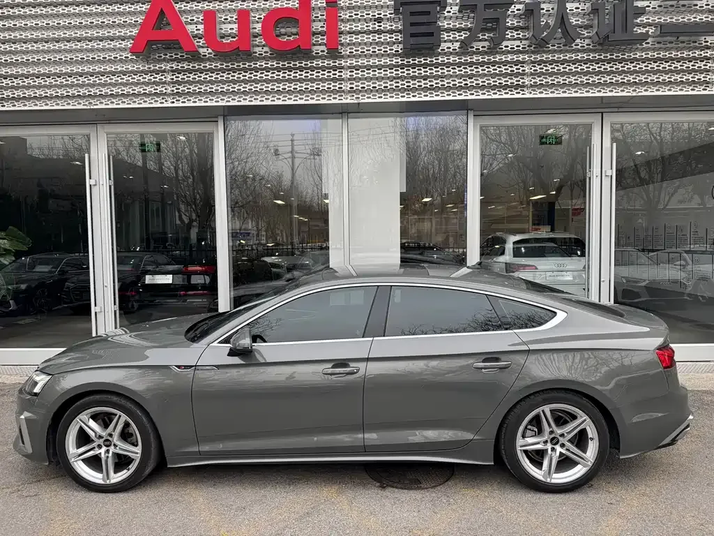 Audi A5 (Import) 2024 из CN, фото 3