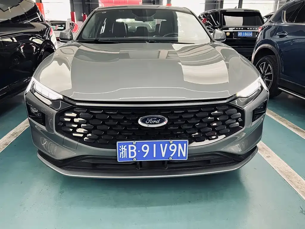 Ford Mondeo 2024 из CN, фото 2