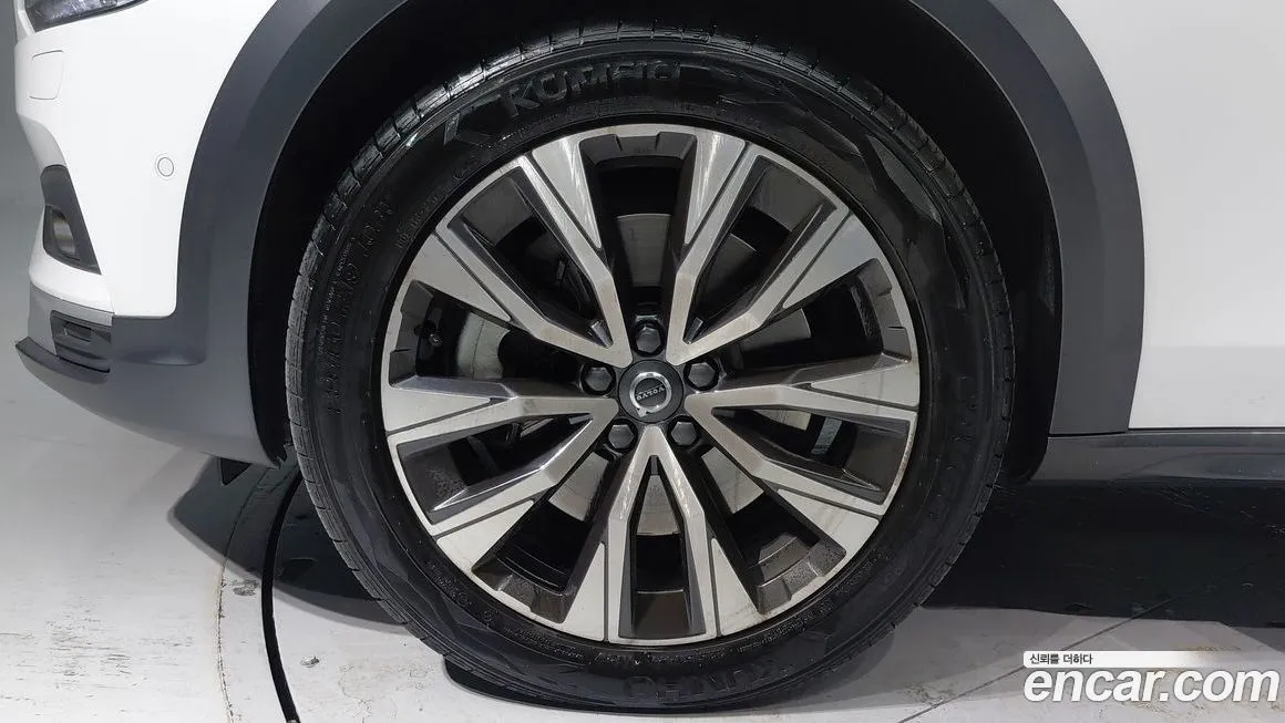 Volvo V90 2021 из KR, фото 5