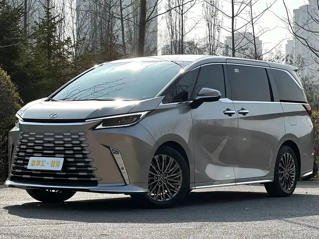 Lexus LM 2025 из CN, фото 1