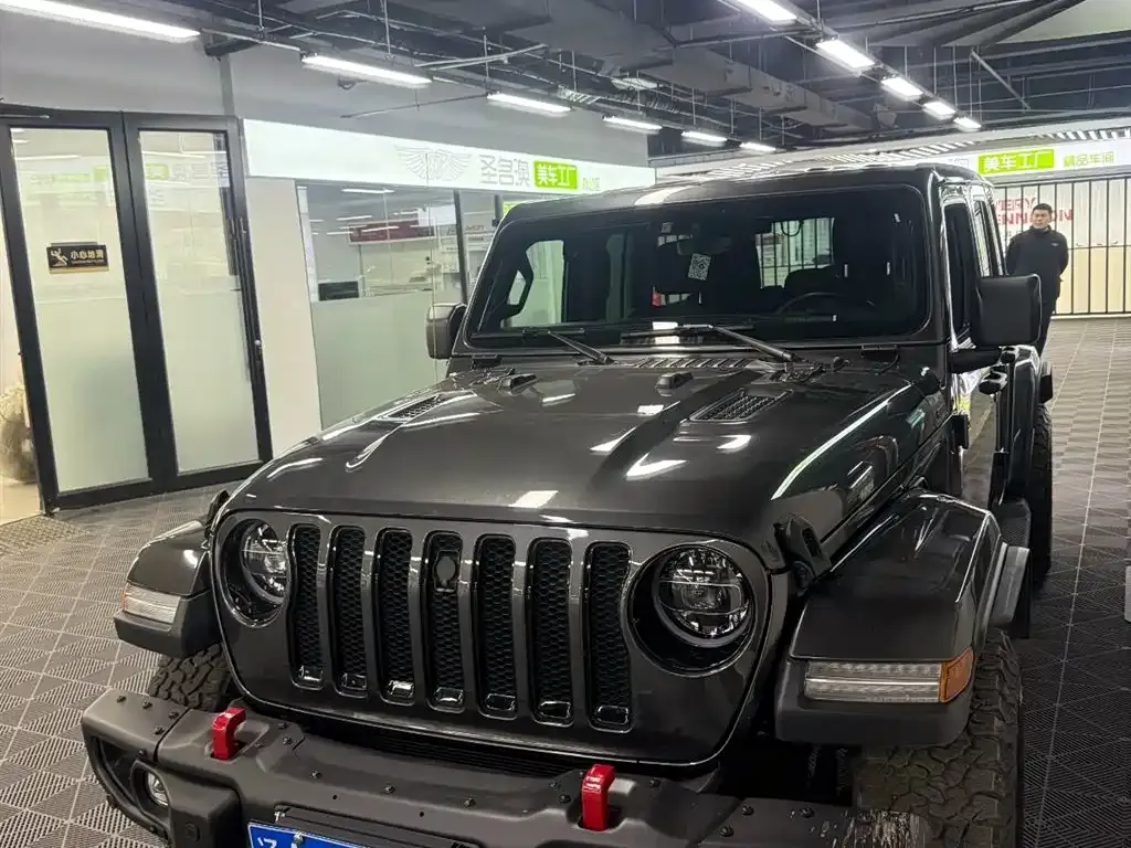 Jeep Wrangler 2023 из CN, фото 1