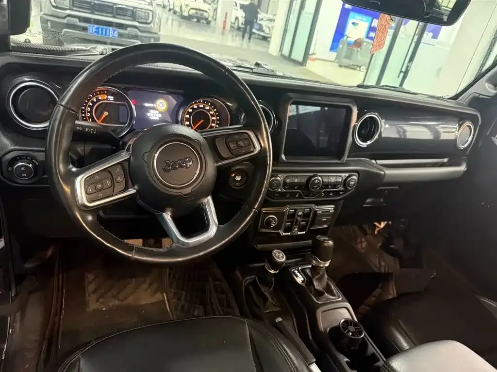 Jeep Wrangler 2023 из CN, фото 7