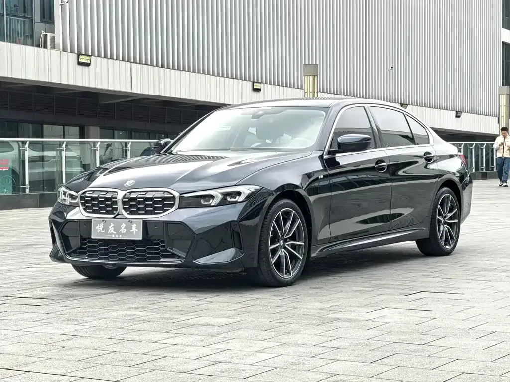 BMW 3 Series 2023 из CN, фото 1