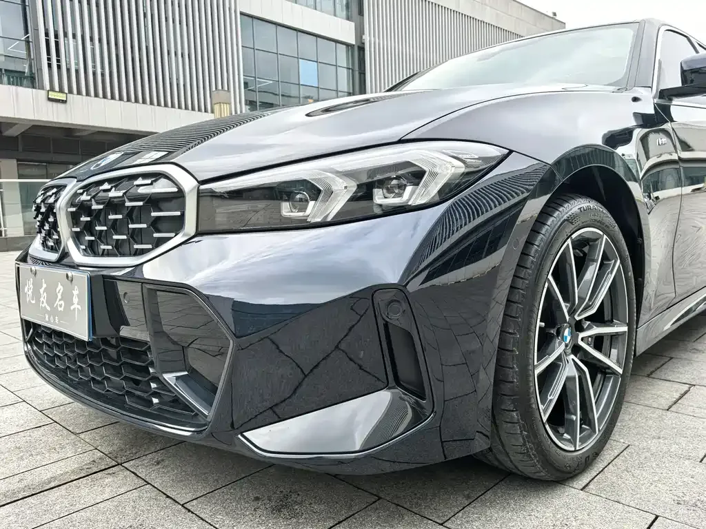 BMW 3 Series 2023 из CN, фото 10