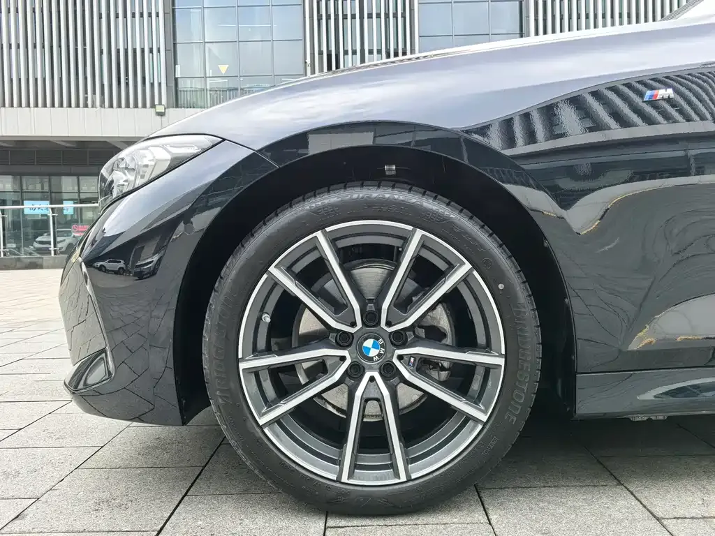 BMW 3 Series 2023 из CN, фото 8