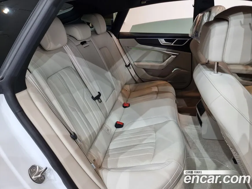 Audi A7 2023 из KR, фото 10