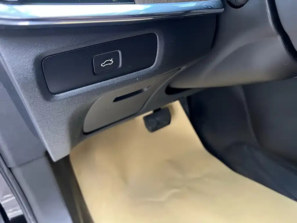 Volvo S90 2025 из CN, фото 5