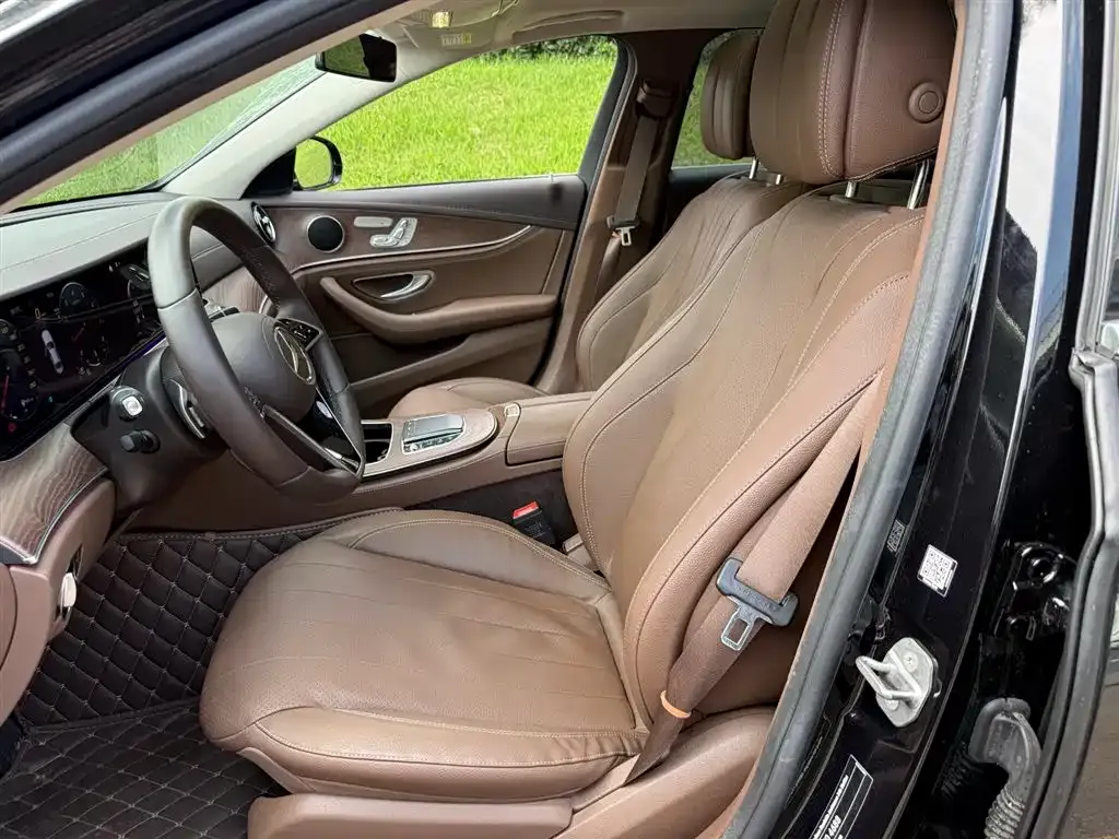 Mercedes-Benz E-Class 2023 из CN, фото 8