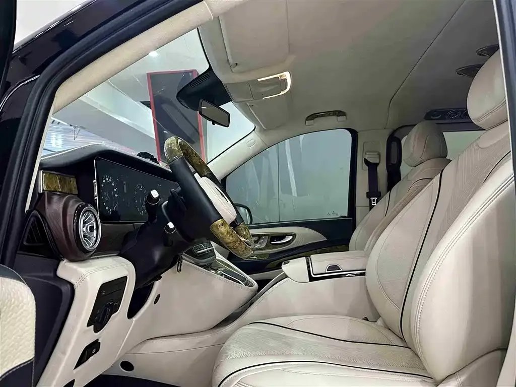 Mercedes-Benz Vito 2023 из CN, фото 7