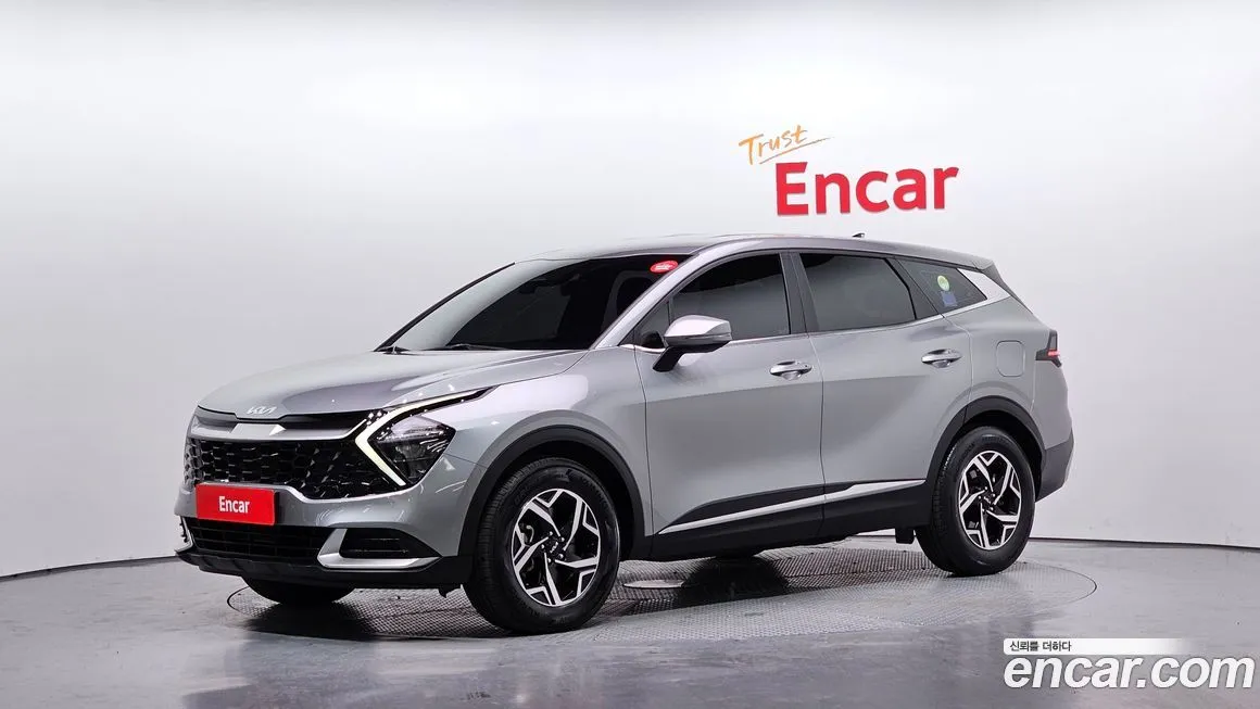 Kia Sportage — фото 1