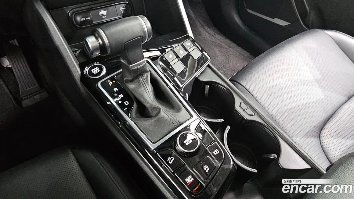 Kia Sportage — фото 9
